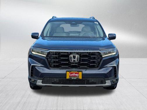 2024 Honda Pilot Touring 8-Passenger
