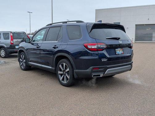 2024 Honda Pilot Touring 8-Passenger
