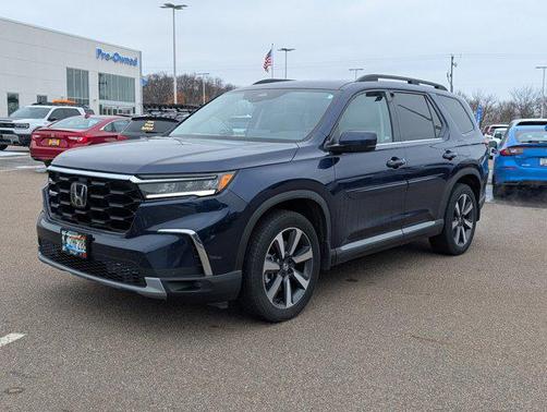 2024 Honda Pilot Touring 8-Passenger