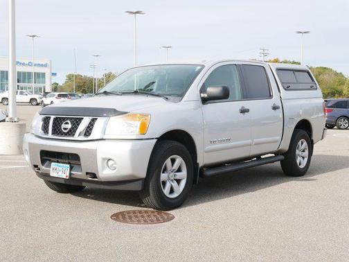 2013 Nissan Titan SV