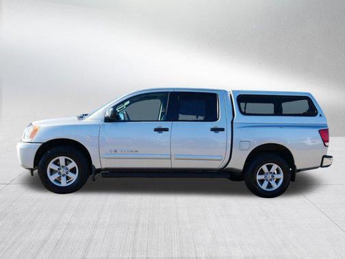 2013 Nissan Titan SV