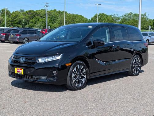 Crystal Black Pearl 2025 Honda Odyssey Elite