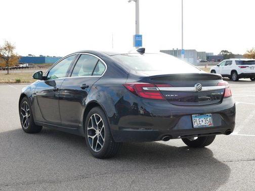 2016 Buick Regal Turbo Sport Touring