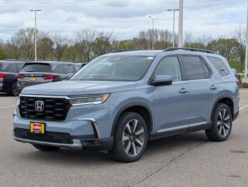 Sonic Gray Pearl 2025 Honda Pilot Elite
