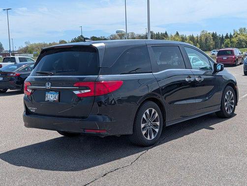 Crystal Black Pearl 2022 Honda Odyssey EX-L