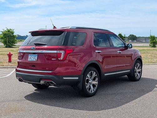 Ruby Red Metallic Tinted Clearcoat 2018 Ford Explorer Platinum