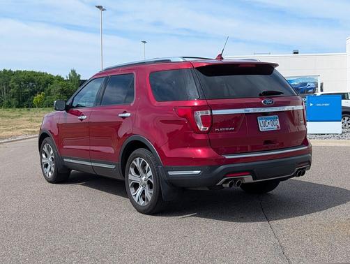 Ruby Red Metallic Tinted Clearcoat 2018 Ford Explorer Platinum