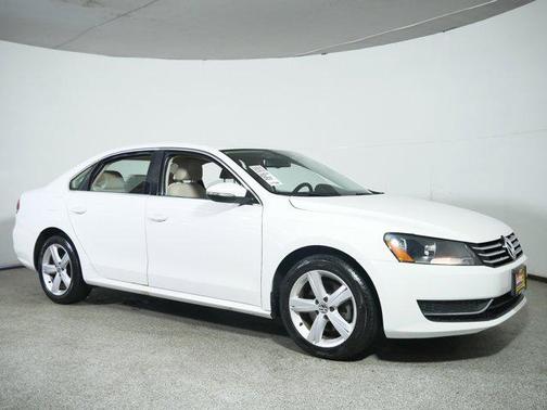 2012 Volkswagen Passat 2.5 SE