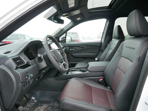 Platinum White Pearl 2026 Honda Ridgeline Black