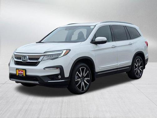 Platinum White Pearl 2021 Honda Pilot Touring 8-Passenger