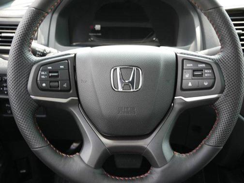 Platinum White Pearl 2026 Honda Ridgeline TrailSport