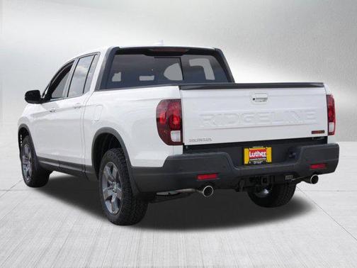 Platinum White Pearl 2026 Honda Ridgeline TrailSport