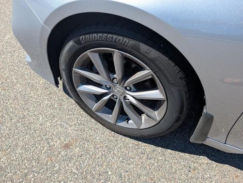 Lunar Silver Metallic 2022 Honda Accord LX 1.5T