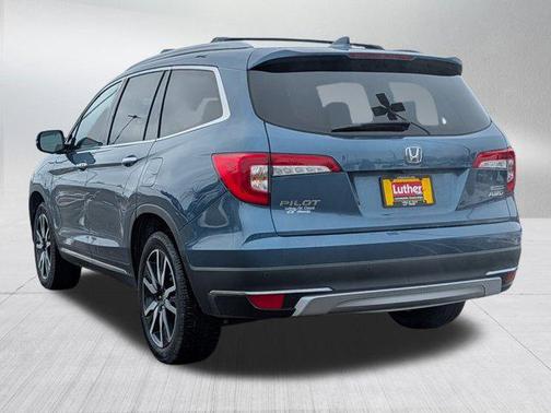 2020 Honda Pilot Touring 8-Passenger