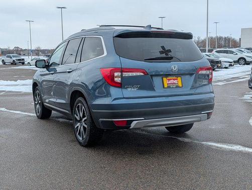 2020 Honda Pilot Touring 8-Passenger