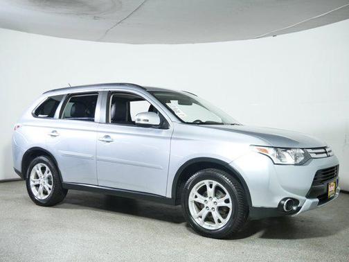 2015 Mitsubishi Outlander SE