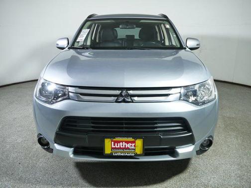 2015 Mitsubishi Outlander SE
