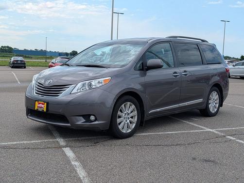 Predawn Gray Mica 2015 Toyota Sienna XLE