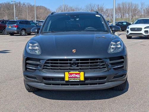 2019 Porsche Macan Macan