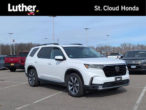 Platinum White Pearl 2023 Honda Pilot AWD Elite