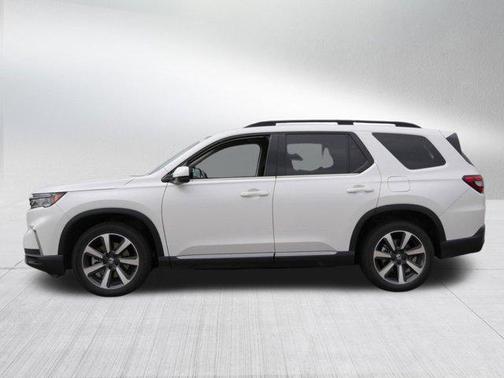 Platinum White Pearl 2023 Honda Pilot AWD Elite