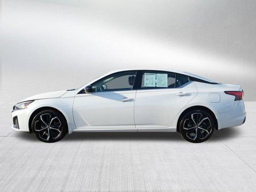 2024 Nissan Altima SR Intelligent AWD