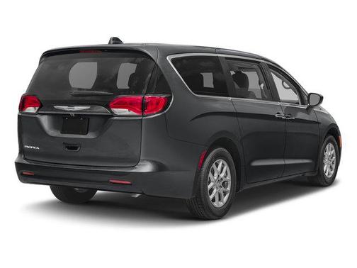 Granite Crystal Metallic Clearcoat 2017 Chrysler Pacifica Touring
