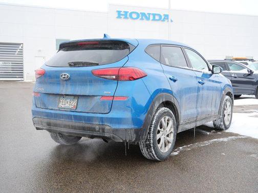 2021 Hyundai TUCSON SE