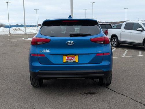 2021 Hyundai TUCSON SE