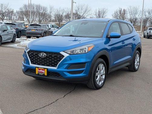 2021 Hyundai TUCSON SE