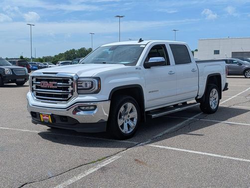 Summit White 2018 GMC Sierra 1500 SLT