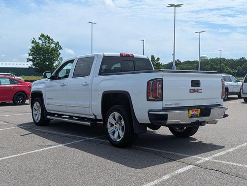 Summit White 2018 GMC Sierra 1500 SLT