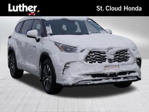 2020 Toyota Highlander Hybrid XLE