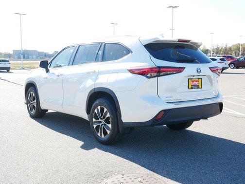 2020 Toyota Highlander Hybrid XLE