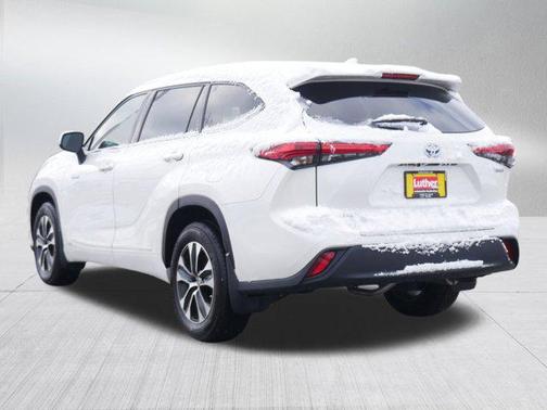 2020 Toyota Highlander Hybrid XLE