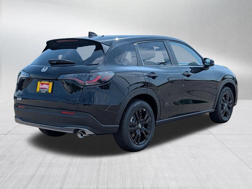 Crystal Black Pearl 2027 Honda HR-V Sport AWD