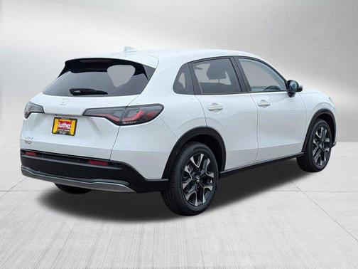 Platinum White Pearl 2027 Honda HR-V EX-L