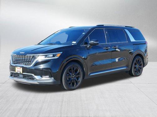 2022 Kia Carnival SX