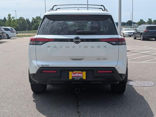 Pearl White Tricoat 2023 Nissan Pathfinder SV 4WD
