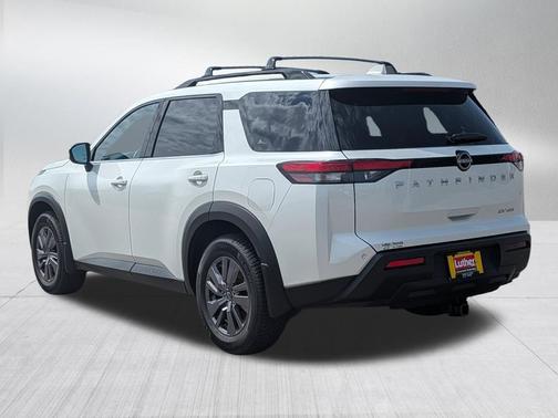 Pearl White Tricoat 2023 Nissan Pathfinder SV 4WD