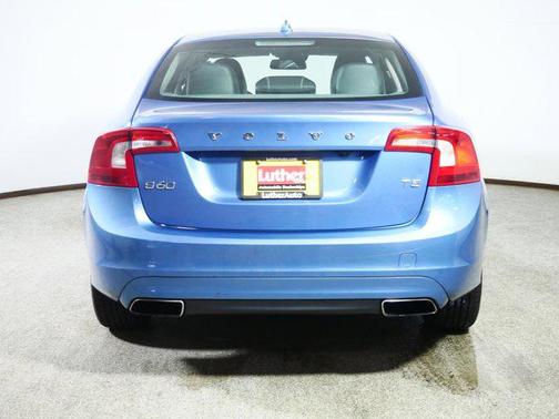2014 Volvo S60 T5 Platinum