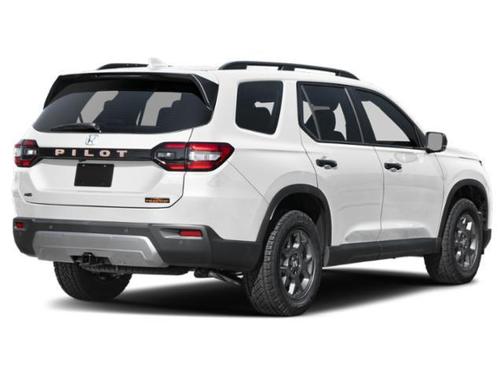 Platinum White Pearl 2026 Honda Pilot TrailSport