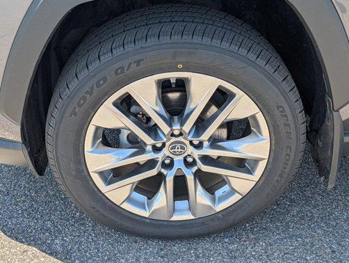 Magnetic Gray Metallic 2019 Toyota RAV4 XLE Premium