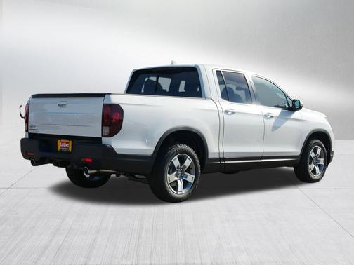 Platinum White Pearl 2026 Honda Ridgeline RTL