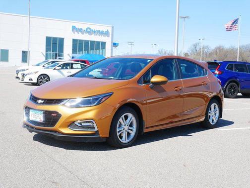 Orange Burst Metallic 2017 Chevrolet Cruze LT