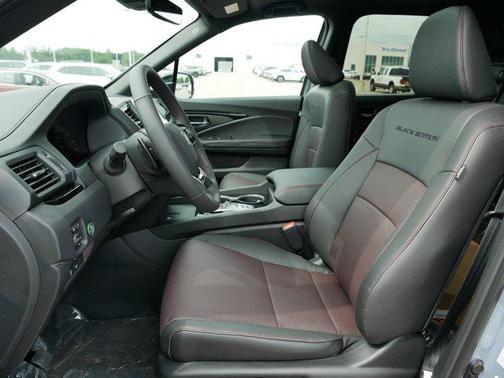 2025 Honda Ridgeline Black