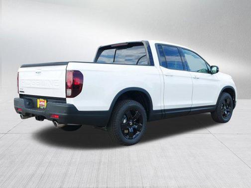 Platinum White Pearl 2026 Honda Ridgeline Black