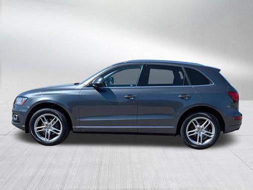 Monsoon Gray Metallic 2017 Audi Q5 2.0T Premium Plus