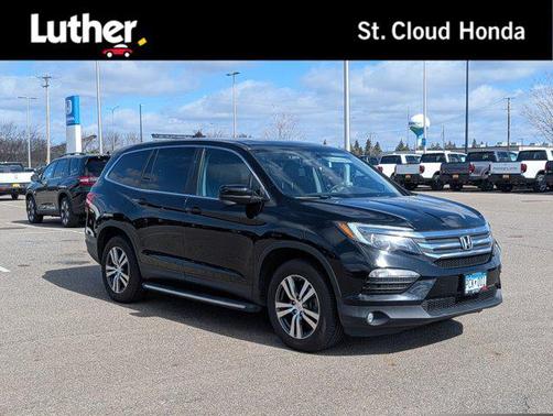 Crystal Black Pearl 2017 Honda Pilot EX-L