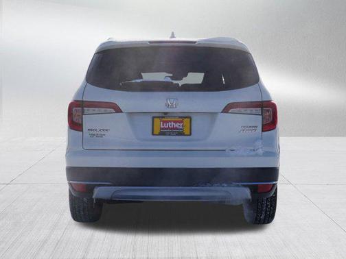 2019 Honda Pilot Touring 8-Passenger